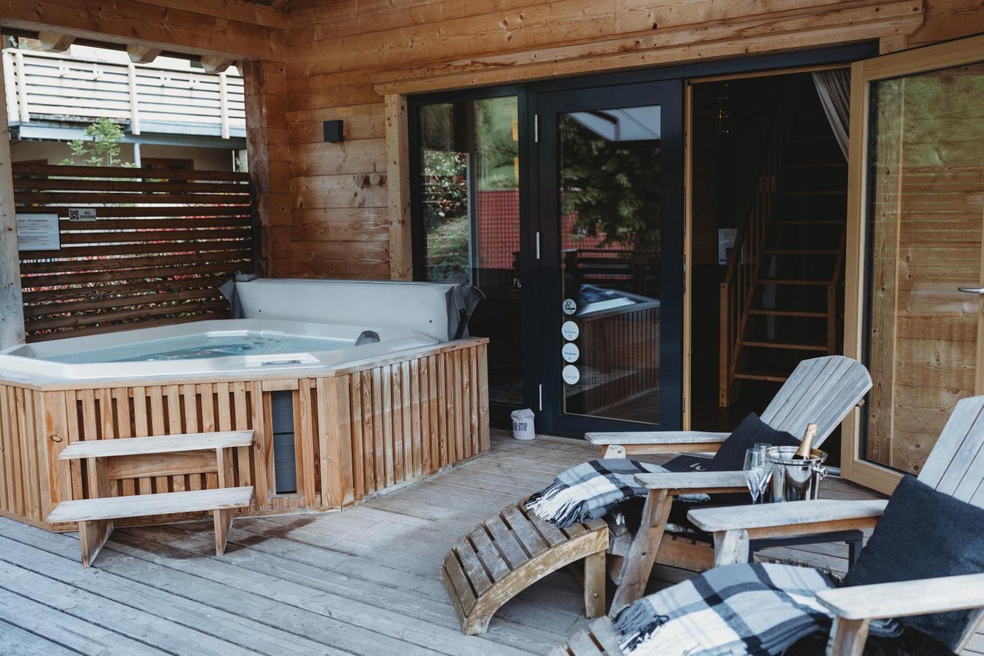 Lieblingsort - Schwarzwald Chalet Lodges Neuenweg מראה חיצוני תמונה