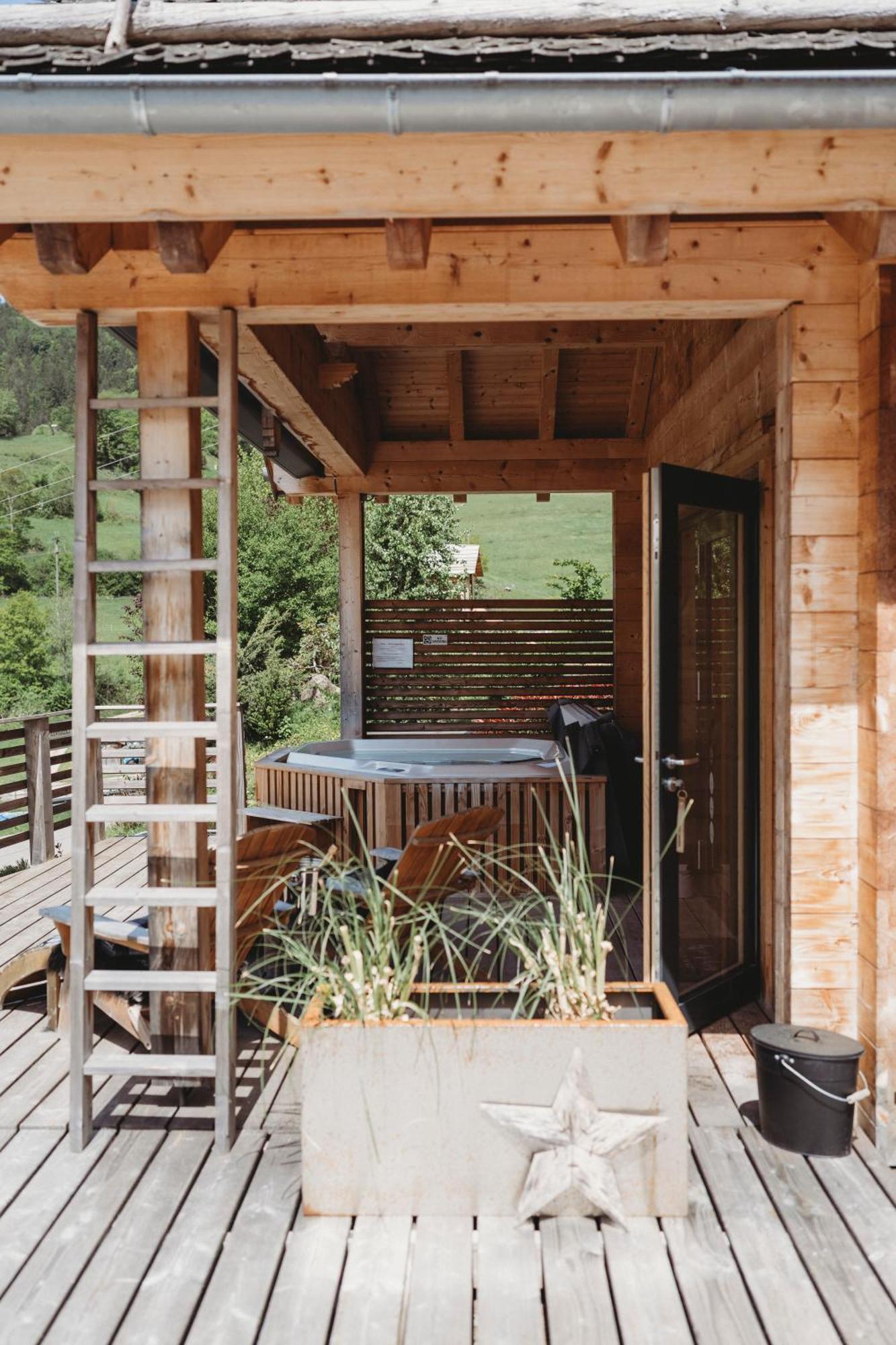 Lieblingsort - Schwarzwald Chalet Lodges Neuenweg מראה חיצוני תמונה